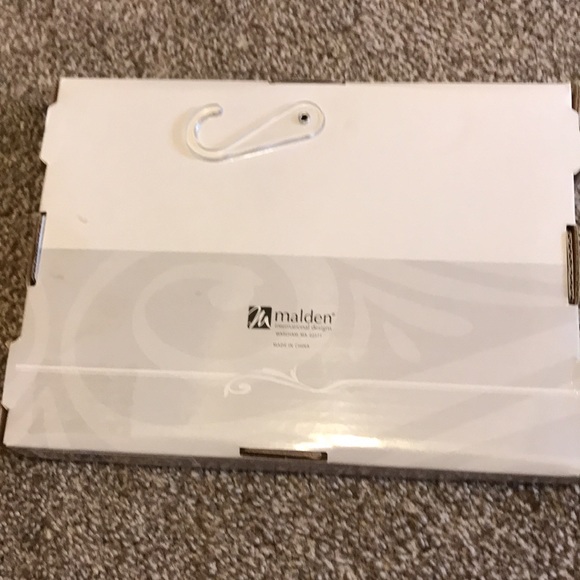 Family picture frame - Picture 3 of 4